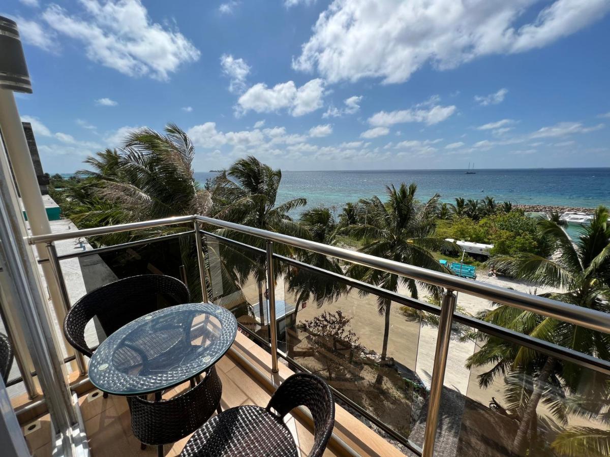 Icom Marina Sea View Hotel Maafushi Exterior foto