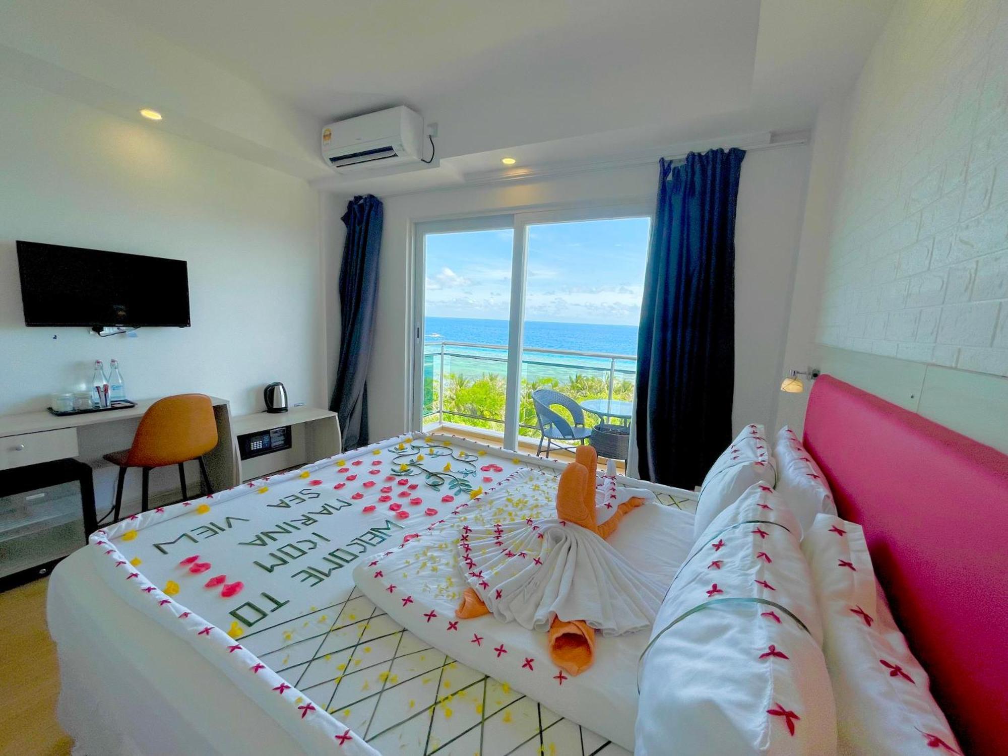 Icom Marina Sea View Hotel Maafushi Exterior foto