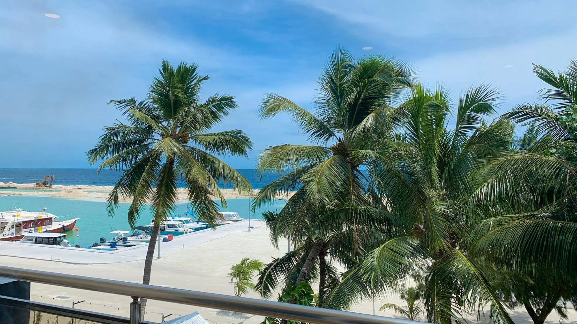 Icom Marina Sea View Hotel Maafushi Exterior foto